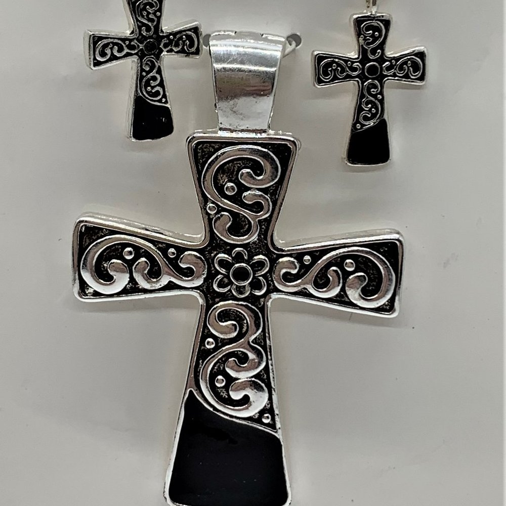 Rainbow Collection Pendant & Earring Set Black